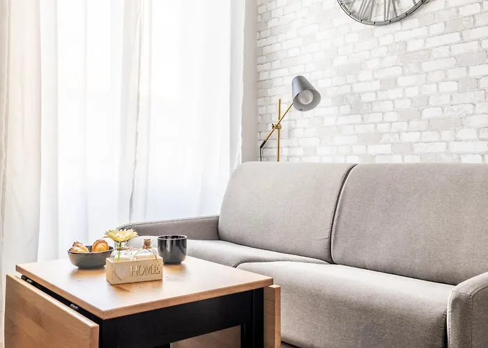 Apartament Unique ! Nuit Dans Un Jardin Avec Ecran Geant !